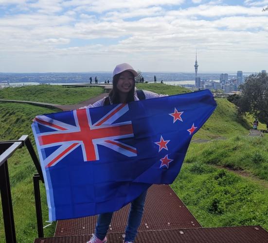 Juliana Lisa Nishitani, de Quatiguá, foi para a Nova Zelândia no segundo semestre de 2022.